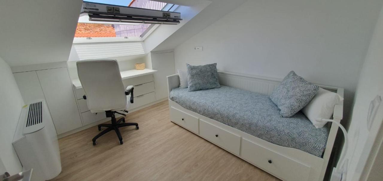 Atico En Apartamentos O Grove Centro エクステリア 写真